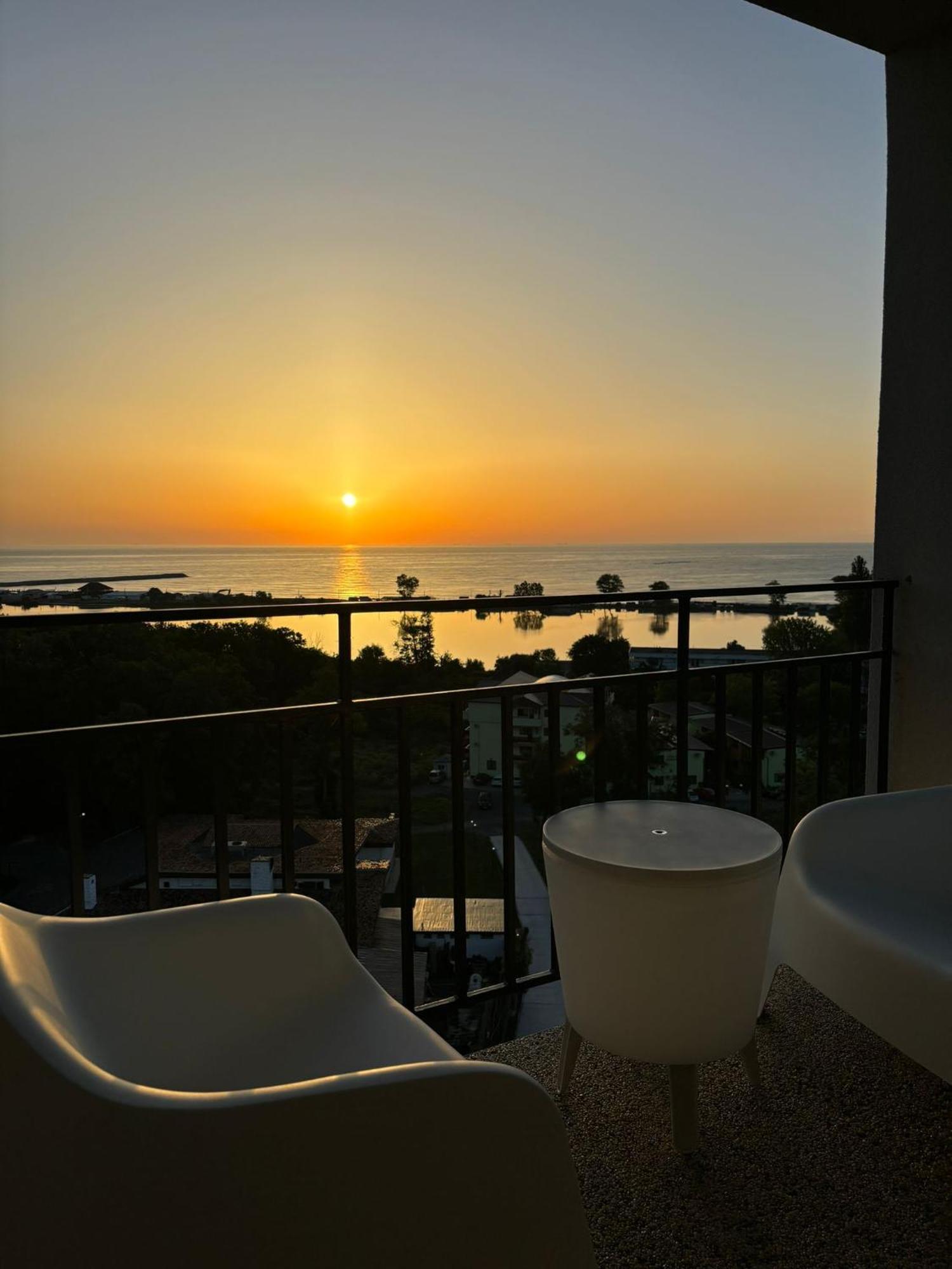 Donna Alba Seaview Penthouse, Casa Ta De Pe Plaja Διαμέρισμα Neptun Εξωτερικό φωτογραφία