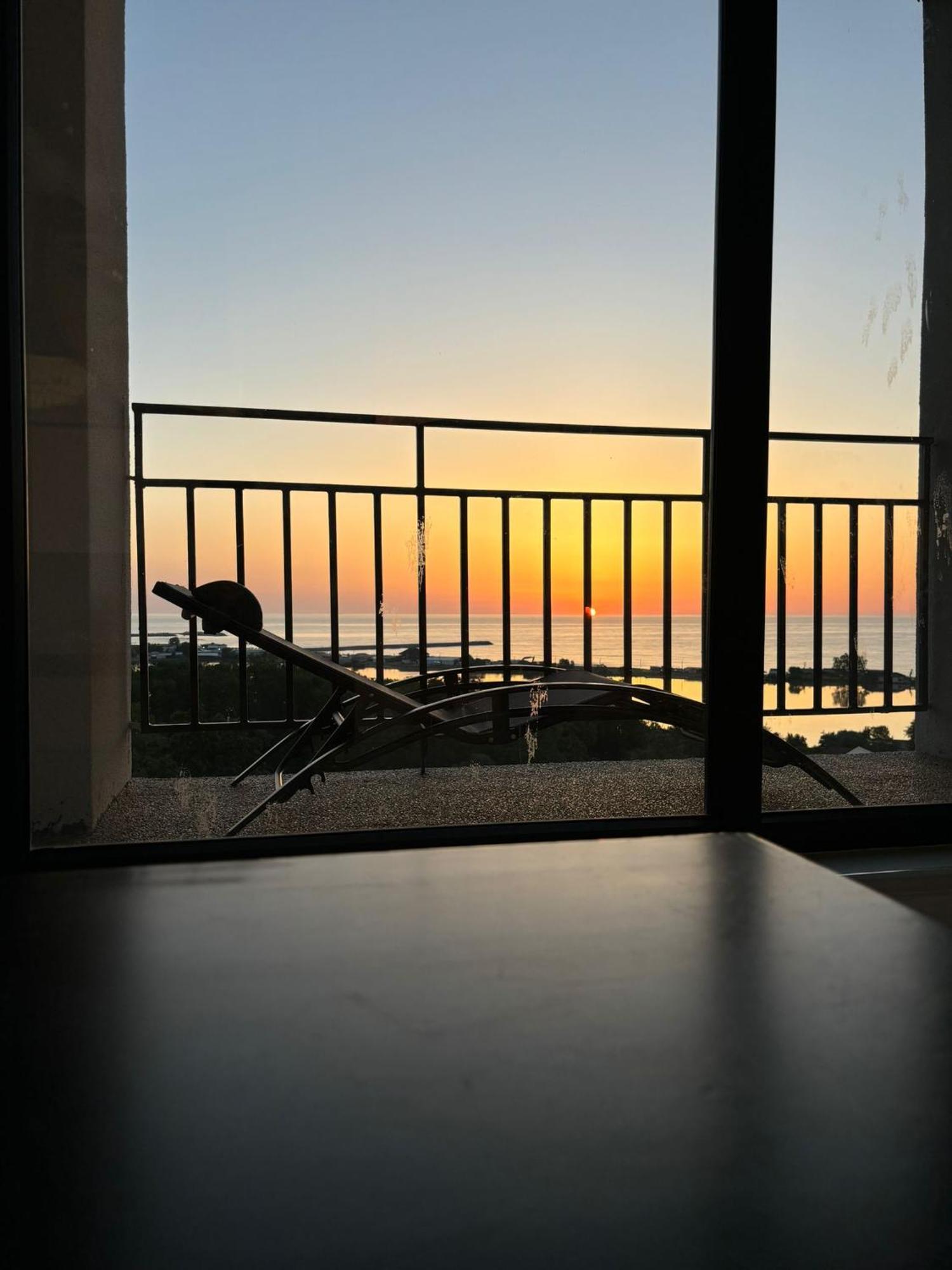 Donna Alba Seaview Penthouse, Casa Ta De Pe Plaja Διαμέρισμα Neptun Εξωτερικό φωτογραφία